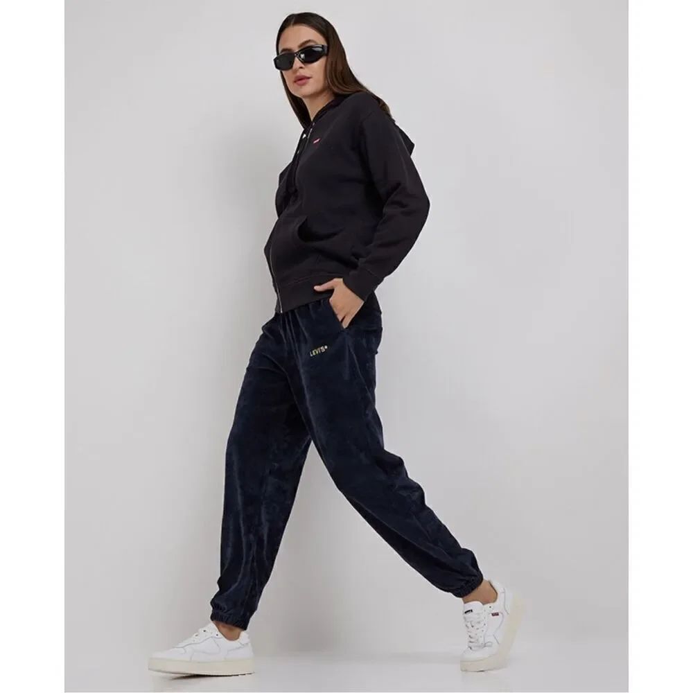 Levi’s Logo Embroidered Drawstring Waist Velvet Joggers Women’s Size S